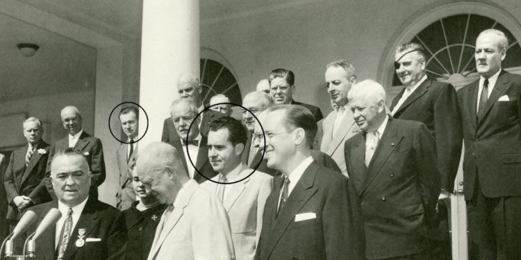 How Nixon and the Rockefellers Teamed Up to Destroy the Dollar