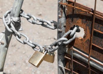 Why Bureaucrats Are Sitting on So Much Money-Losing Real Estate