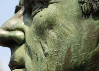 Money and Banking after World War II: A Study in Extremes