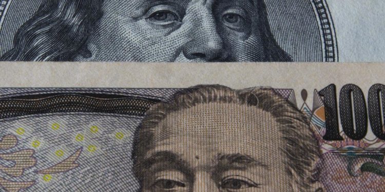 Why the Yen Fell While the Dollar Rallied