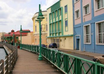 History and Institutions Matter: The Postslavery Development of Jamaica and Barbados