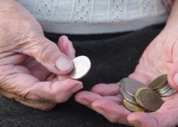 Money Does Matter: The End of the Gold Standard Led to a Lower Standard of Living