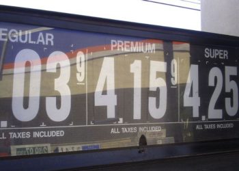 August’s Price Inflation Soared, and That Means Earnings Fell Yet Again