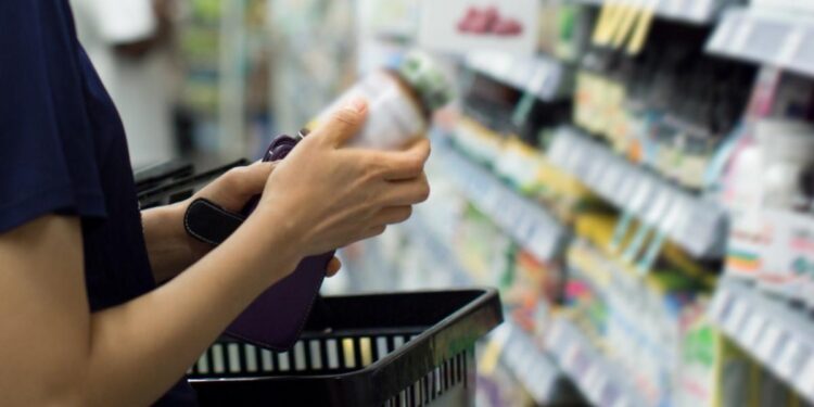 Behavioral Economics Challenges the Rationality of Consumer Choices