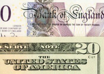 How the Dollar Became the World’s Top Global Currency