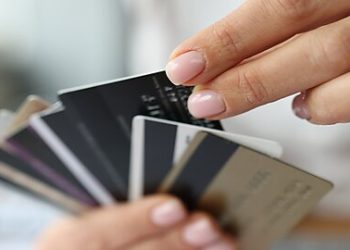 Hawley’s Interest Rate Cap Is a Loser