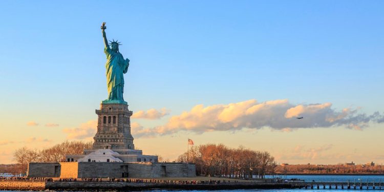 Remembering the Great Henry Hazlitt on His Birthday