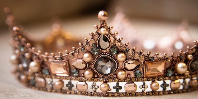 The Western Ruling Elite: Its Development and Its Betrayal