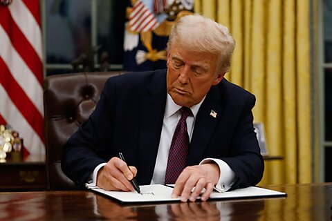 Breaking Down Trump’s Debanking Executive Order