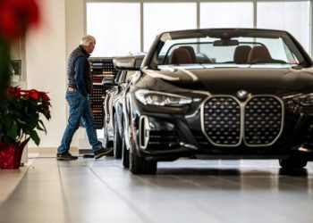 Nearly 200,000 BMWs recalled over potential fire risk