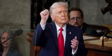 Trump’s ‘home run’ SOTU speech sparks praise from conservatives online while leaving Democrats seething